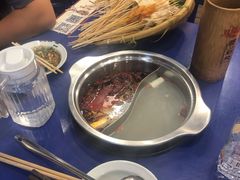 -马路边边串串香(一匡街店)