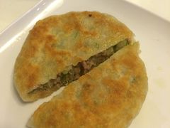 -圣河湾虾饺美食(站前店)