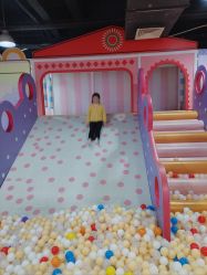 -蹦蹦乐园(南桥百联店)