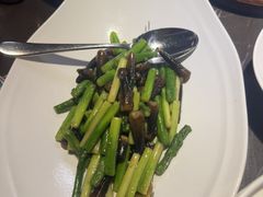 -海派悦庭·海胆烧麦·新融合菜(凯德广场店)