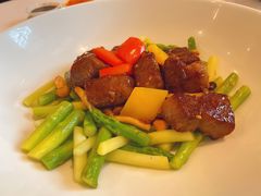 沙姜野菌爆炒M9和牛-宝丽轩中餐厅BAOLIXUAN