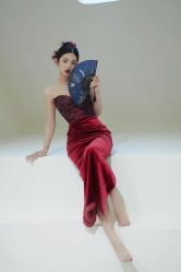 -Lady  Jane高端婚纱礼服馆