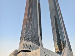 -南京眼步行桥