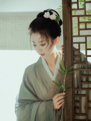 -盘子女人坊生日照·摄影馆(华强店)