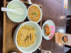 -蟹上黄·蟹黄面·江南糖水(人民广场店)