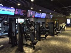 器械区-康斐斯健身