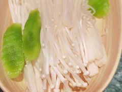 -左庭右院鲜牛肉火锅(浦江欢乐颂店)