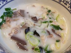 -魏家凉皮(郑州东站店)