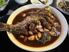 红烧鳊鱼-七的湖·晚芳亭·阳澄湖农家菜·大闸蟹(莲花岛店)