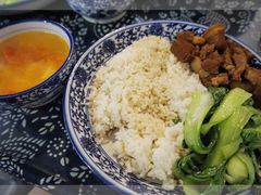 秘制红烧肉饭套餐-蜗牛小馆醉乡民谣云南菜(惠新西里店)