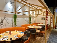 -渝信川菜 · 川味家常菜(财富购物中心店)