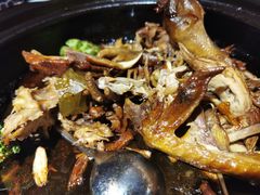 老宁波招牌烤鸡-老宁波1381餐厅(宏泰广场店)