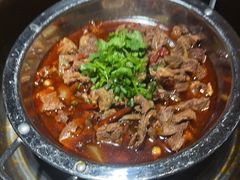 -大众跷脚牛肉馆·非遗传承单位(峨眉山店)