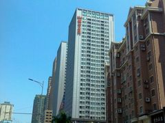 景观位-大连长城大饭店(西安路地铁站店)