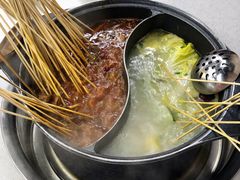 鸳鸯锅-俭让佬妈现卤串串(温江总店)