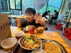 -柳州肥姨妈大骨螺蛳粉(老闵行店)