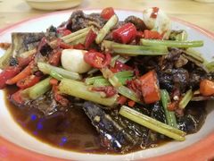 -老三样·美食研究中心(世贸路店)