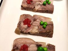 万福猪头肉配指橙-扬州香格里拉·香宫中餐厅