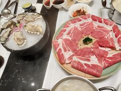 -红鼎豆捞·非遗鲍皇汤火锅(宝丰路店)