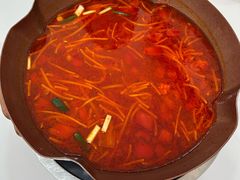 -毛辣果·贵州红酸汤牛肉火锅(西单店)