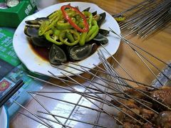 -亨利烧烤(理想山店)