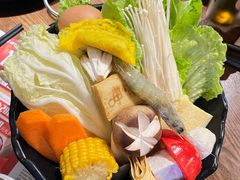 -呷哺呷哺 小火锅 (浦东新欧尚超市店)