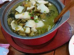 -周鱼小馆石锅酸菜鱼(活力汇店)