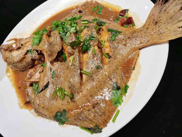 吕宋海鲜楼-"吕宋海鲜酒店在中医院的南面,导航很好找,.