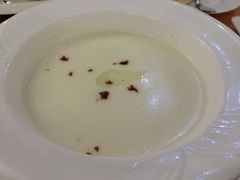 奶油菌菇汤-红房子西菜馆(淮海中路店)