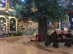 -钟书阁(松江泰晤士小镇店)