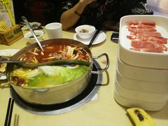 -蒙肥羊·酸汤潮牛·鲜牛肉火锅烤肉自助(岗顶店)