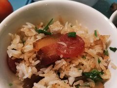 特色腊味煲仔饭-百年果林椰子鸡(中洲店)