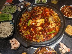 -小饕荟雅安贡椒鱼鲜馆(广福桥店)