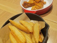 -必胜客(大宁路店)