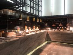-飨食汇全日制餐厅·昆山皇冠假日酒店(九方店)
