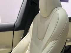 -TESLA 特斯拉(北京颐堤港体验店)