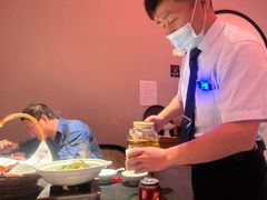 -鸽子侯·家宴·平价海鲜(市图书馆店)