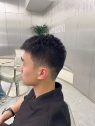 -PE SALON
