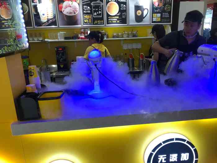 昨天和女朋友来到角门东这个银泰百货看电影-大众点评