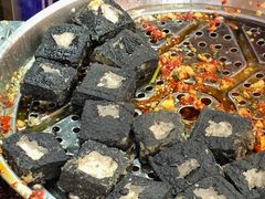 -黑色经典臭豆腐·湖南特产(步行街店)