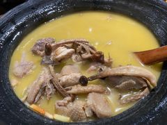 临沧火腿木瓜鸡-老滇山寨•云南特色菜•地方菜•民族风情歌舞表演(金碧店)