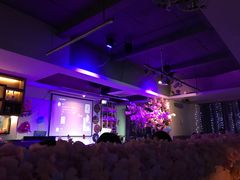-樱花里音乐餐吧·牛扒椰子鸡(东圃店)