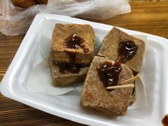 臭豆腐-阿婆油墩子(五里桥路188弄小区店)