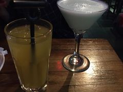 青草蜢-丽纳尔斯酒吧LENORE’S BAR(三经街店)
