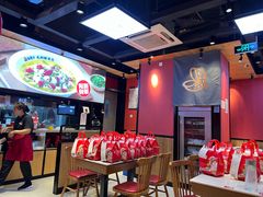 -渝是乎酸菜鱼·川渝小炒(新世界百货望京店)