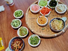 -包整·丝娃娃(甲秀楼景观店)