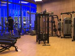 -上海滴水湖皇冠假日酒店