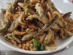 -丹水桥地锅鱼·翘嘴鲌·地方特色全鱼宴(丹江口大坝店)