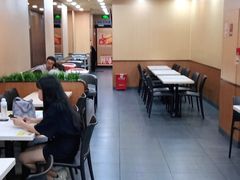 大堂-永和大王·现磨豆浆·卤肉饭(九亭SH085店)