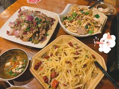爆炒小黄牛-苗湘食府(十年店)